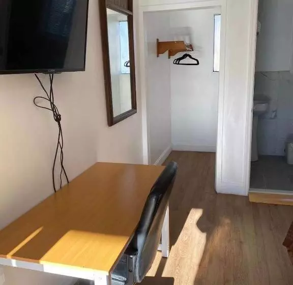 身障者適用スタンダードルーム, Village Motel
