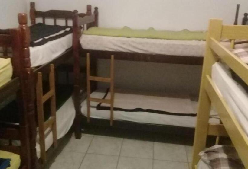 패밀리 룸, Pousada Alquidora