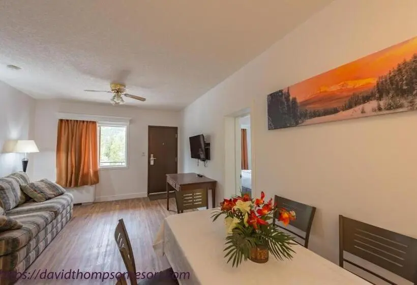 Suite, David Thompson Resort