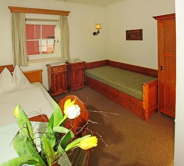 اتاق استاندارد چهار تخته, Gasthof Zacherlbräu