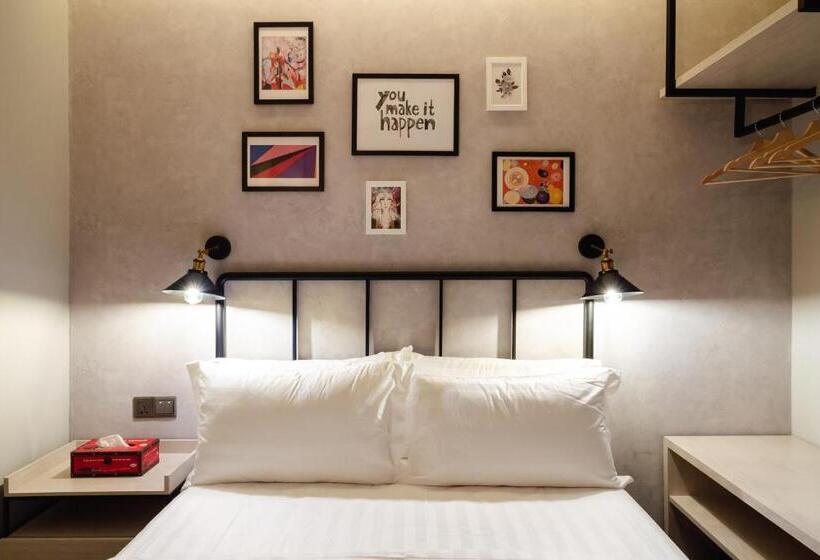 Номер Deluxe, Svok