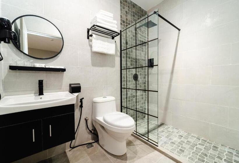 Номер Deluxe с Балконом, Svok