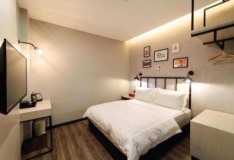 Номер Superior, Svok