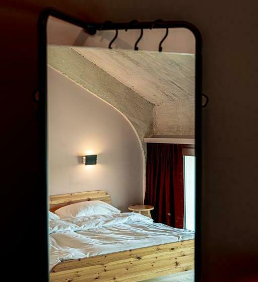 חדר דלוקס, Silo Design & Boutique Hostel Basel