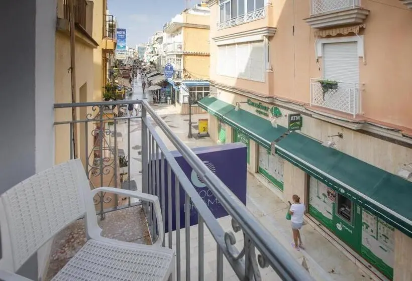 اتاق استاندارد با بالکن, Bluesea Solaris