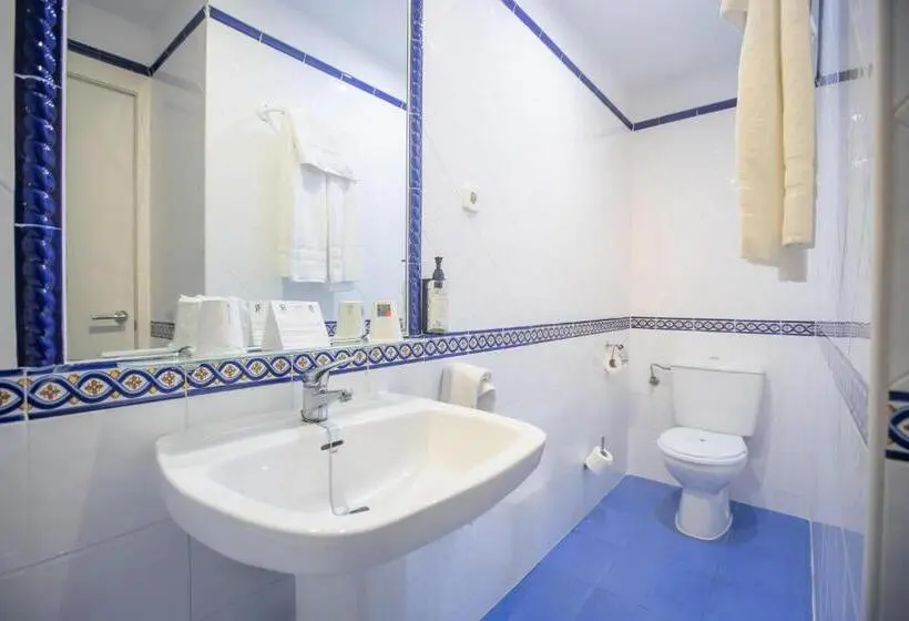 اتاق استاندارد با بالکن, Bluesea Solaris