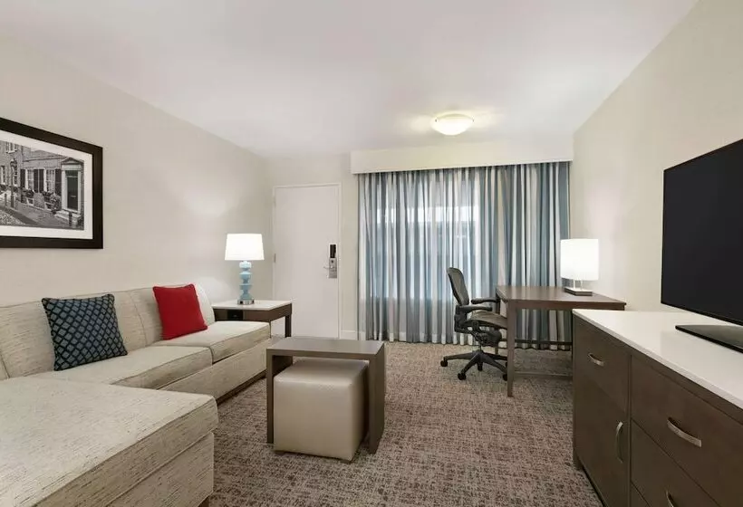 スイート, Embassy Suites By Hilton Philadelphia Valley Forge