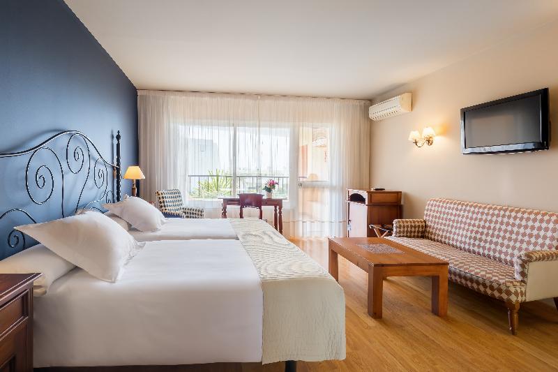 Номер Superior, Guadalmina Spa And Golf Resort