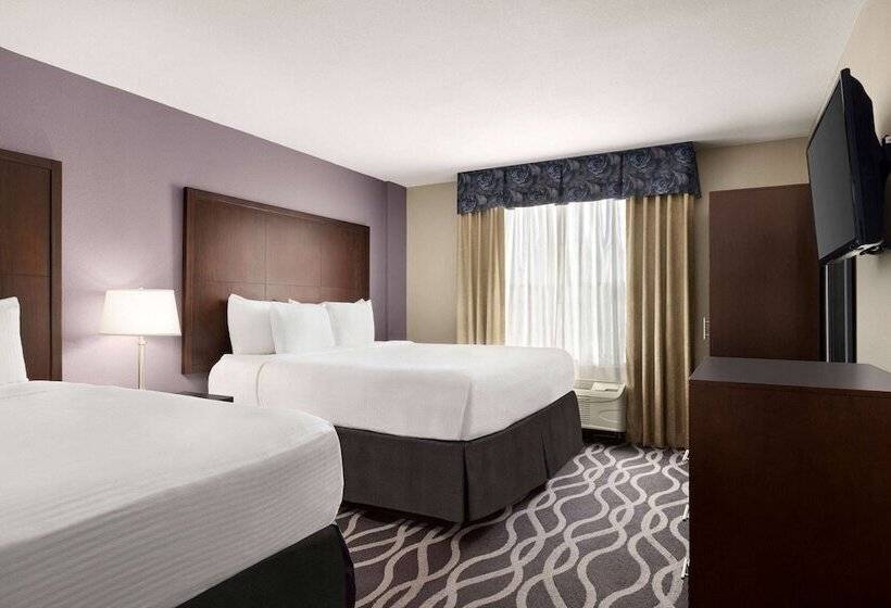 Люкс, Iban Dallas Park Central , Trademark By Wyndham