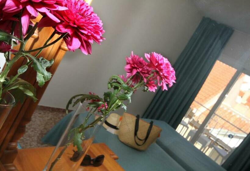 Номер Стандарт с Балконом, Mediterraneo Carihuela