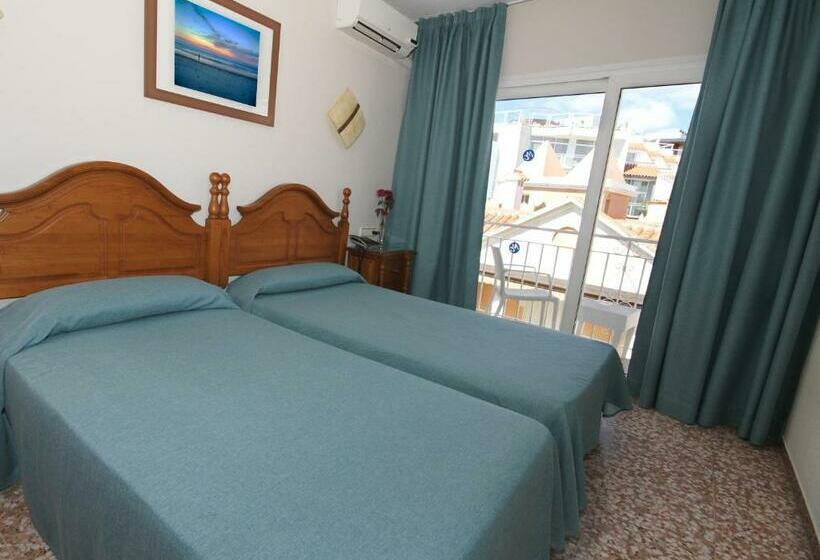 Номер Стандарт с Балконом, Mediterraneo Carihuela