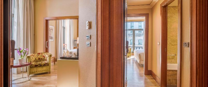 패밀리 룸, NH Collection Vigo