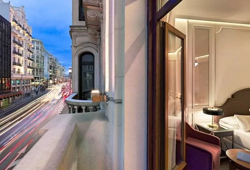 اتاق کلاسیک با چشم‌انداز شهر, Boutique Hotel H10 Villa de La Reina