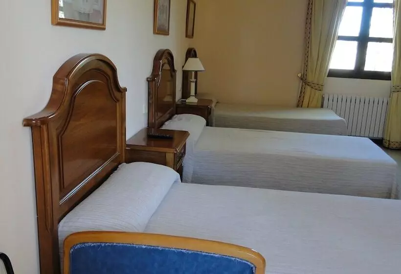 スタンダードトリプルルーム, Hostal Las Paneras