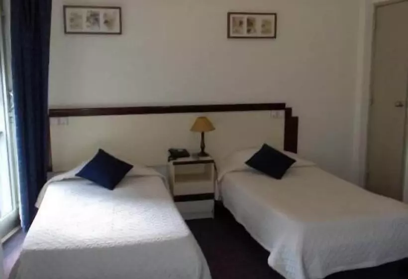 اتاق استاندارد یک نفره, Residencial Moçambique
