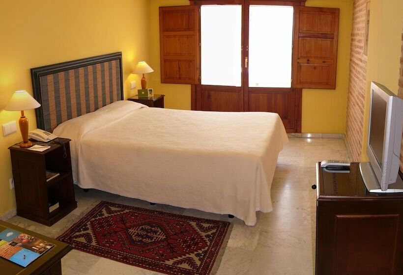 스탠다드 룸, Ad Hoc Parque