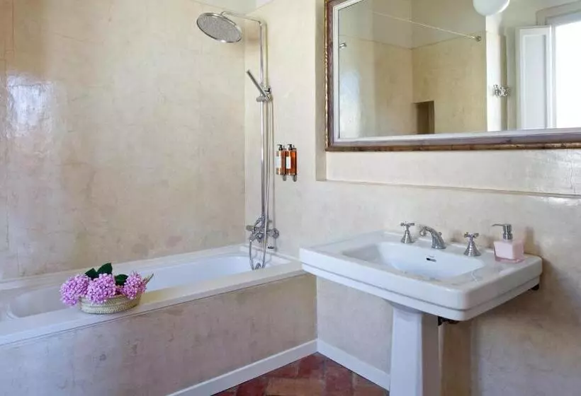 Junior Suite, Aiguaclara
