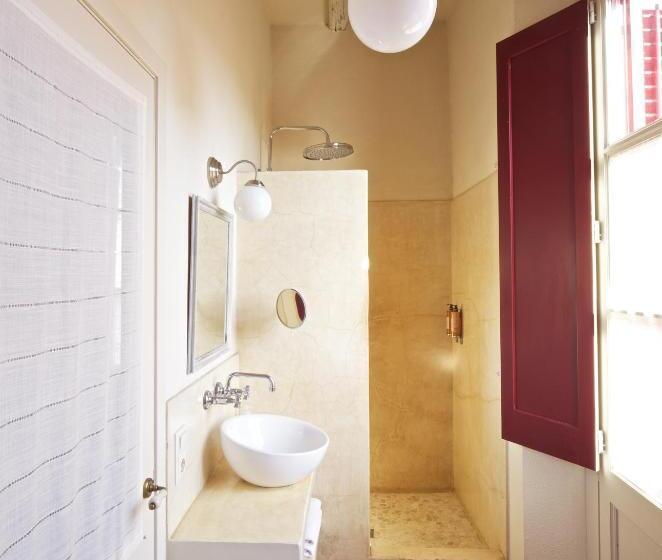 اتاق سوپریور, Aiguaclara