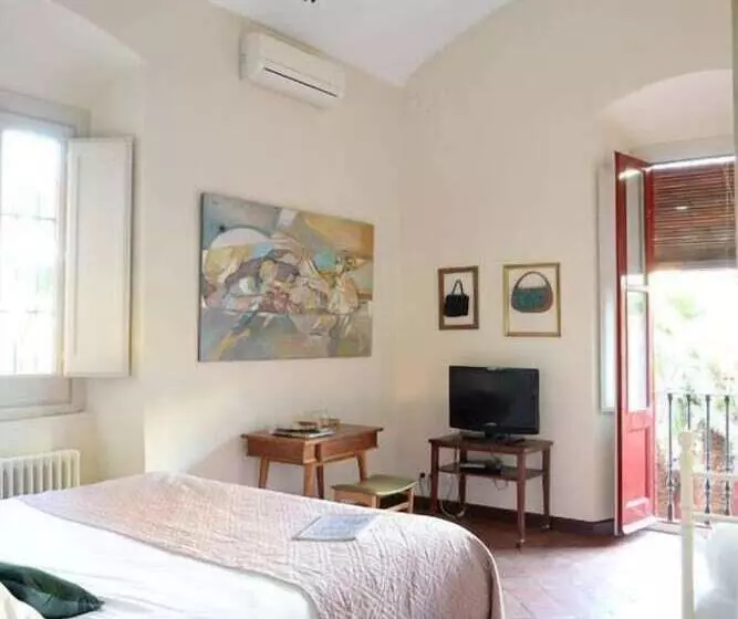 Habitació Superior, Aiguaclara