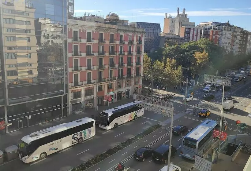 スーペリアールーム, Barcelona Universal