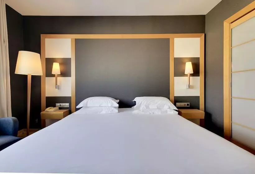 プレステージルーム, Barcelona Universal
