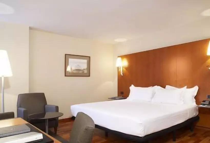 اتاق استاندارد, B&b Hotel Castellón