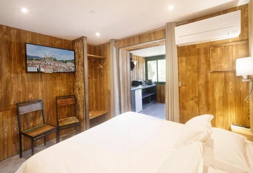 סוויטת ג'וניור עם טרסה, Du Lac Foix