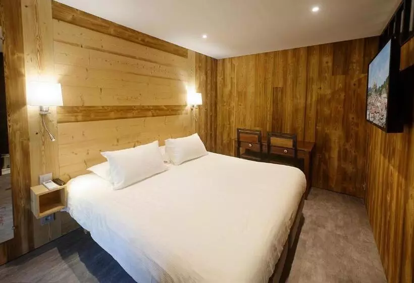 Junior Suite met Terras, Du Lac Foix