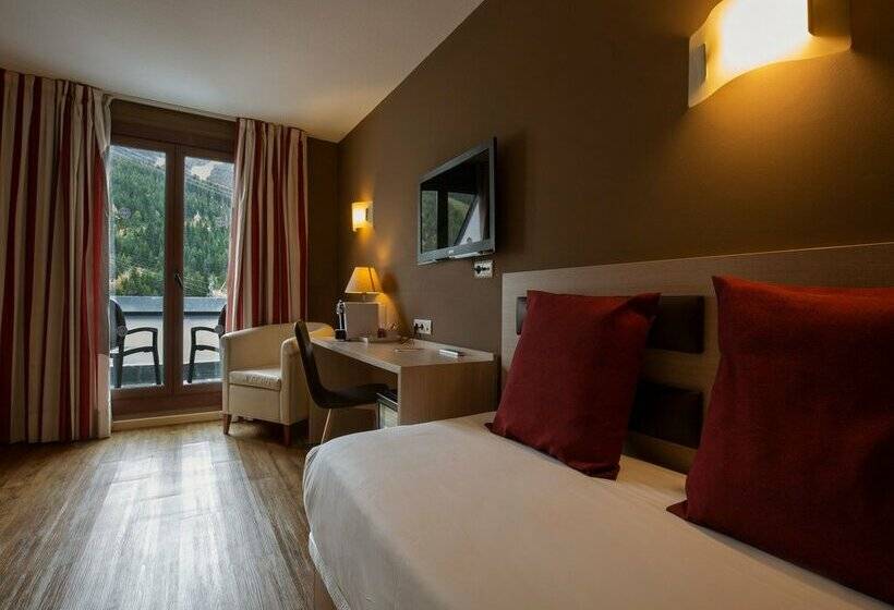 اتاق استاندارد سه نفره, Himàlaia Soldeu by Nexta