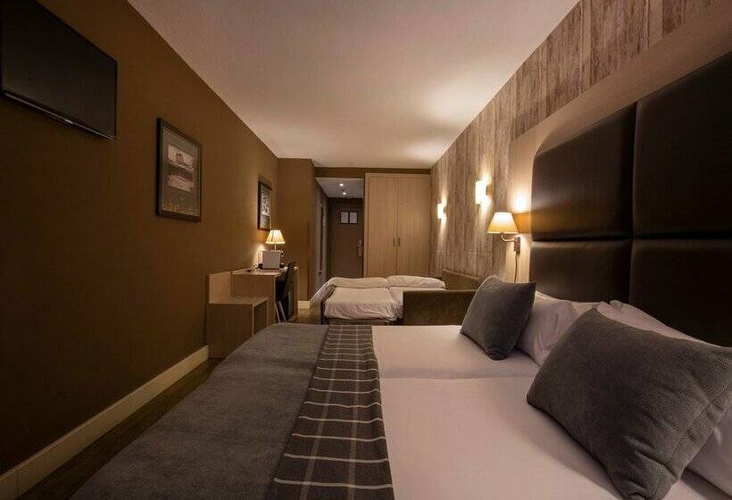 اتاق استاندارد چهار تخته, Himàlaia Soldeu by Nexta