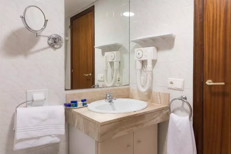 Triple Room Sea View, htop Royal Sun
