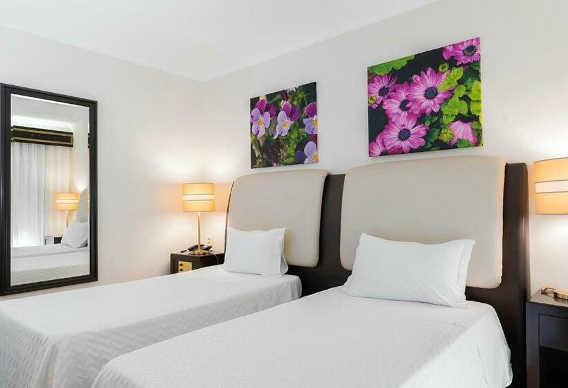 غرفة قياسية, Jardim