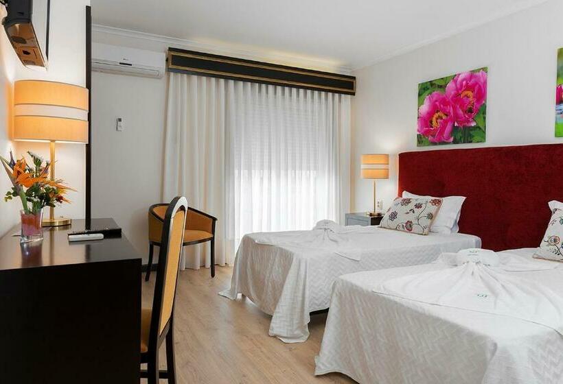 غرفة قياسية, Jardim