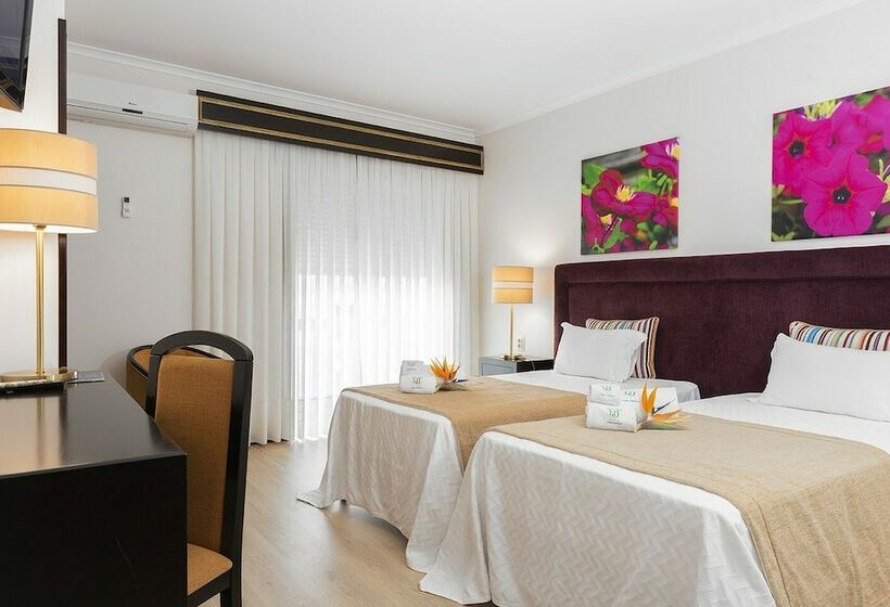 غرفة قياسية, Jardim