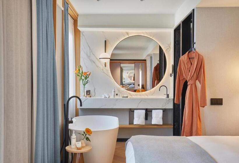 سوئیت با تخت بزرگ, Kimpton Vividora Hotel, An Ihg