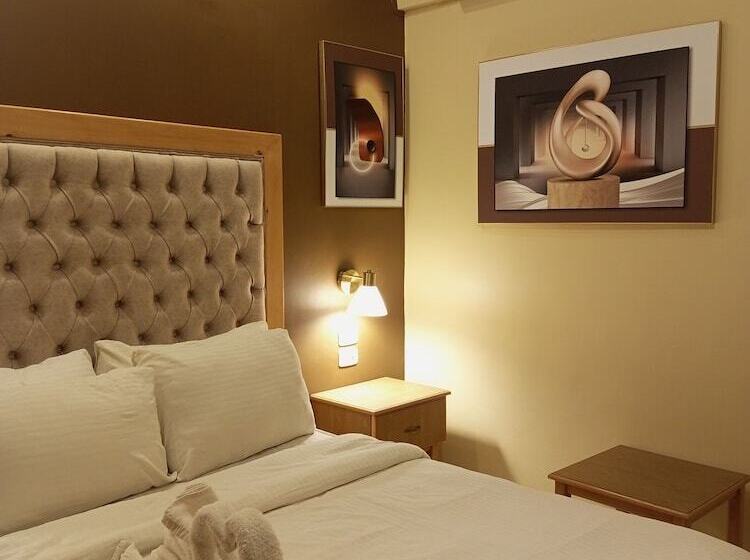 اتاق استاندارد, Mariam