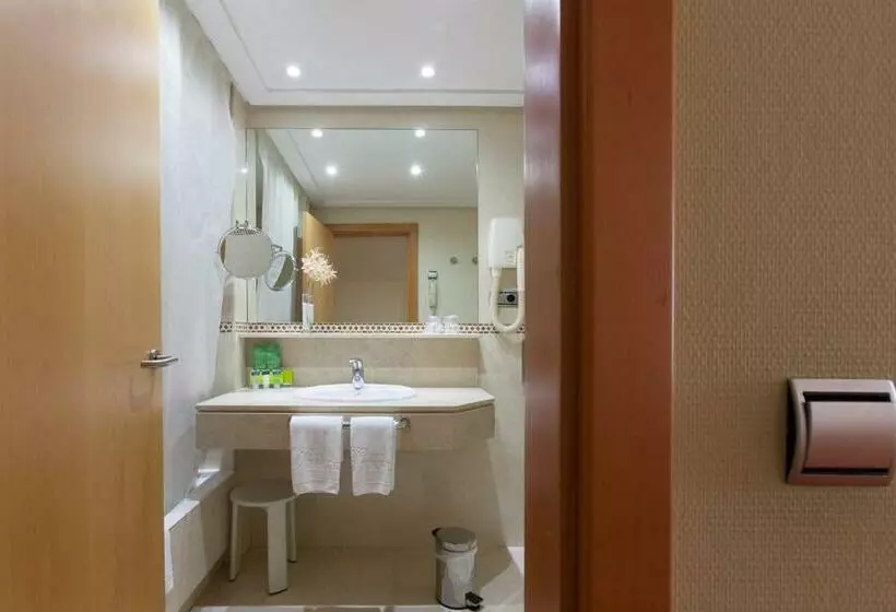 Habitació Comfort, Silken Luis De Leon
