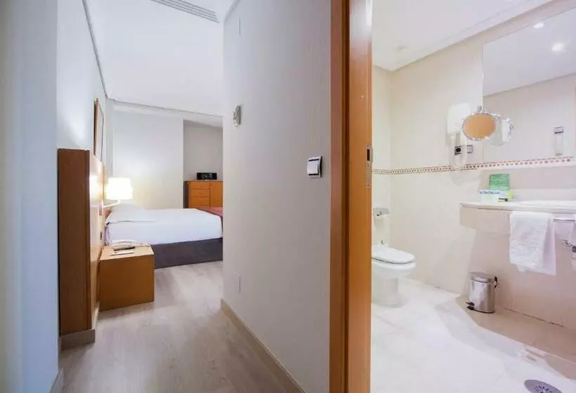 Habitació Superior, Silken Luis De Leon