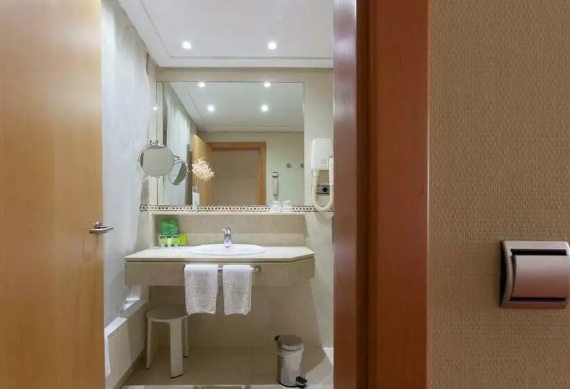 Habitació Superior, Silken Luis De Leon