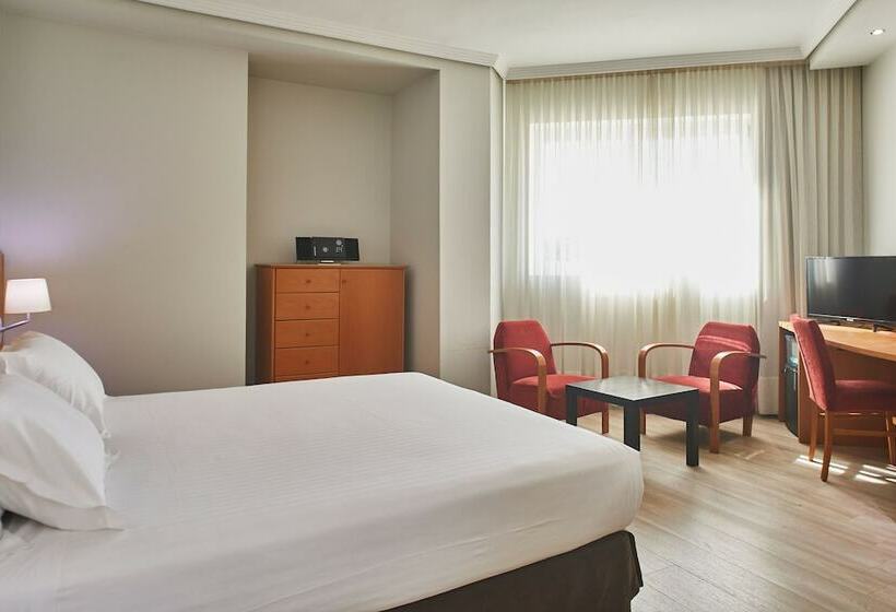 スーペリアールーム, Silken Luis De Leon