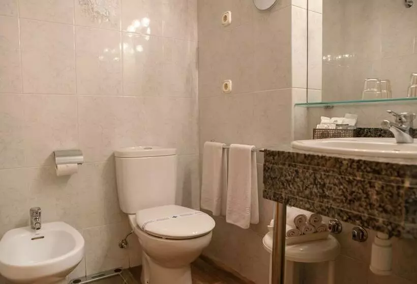 اتاق خانوادگی, YOMO Eureka