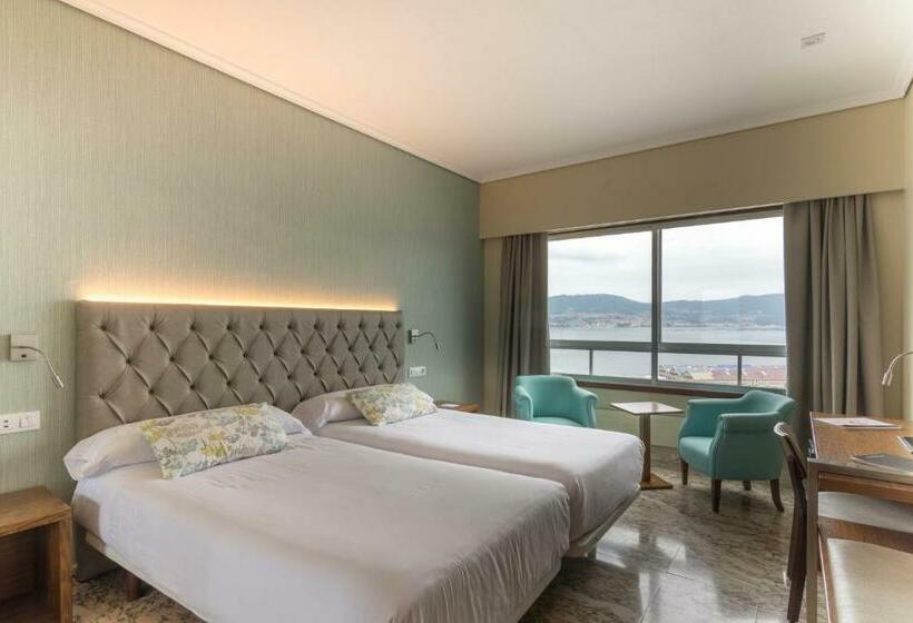 オーシャンビュースタンダードルーム, Bahía De Vigo