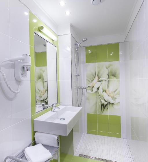 اتاق استاندارد یک نفره, Tetřeví Boudy