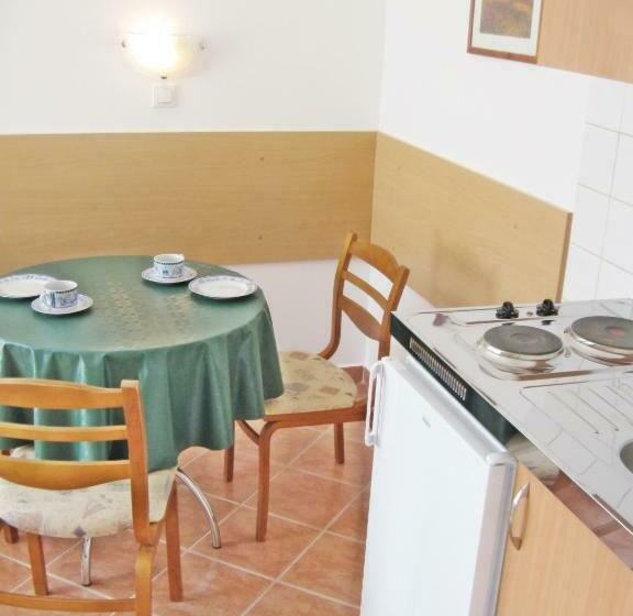 침실 1개 디럭스 아파트, Süle Apartments & Rooms