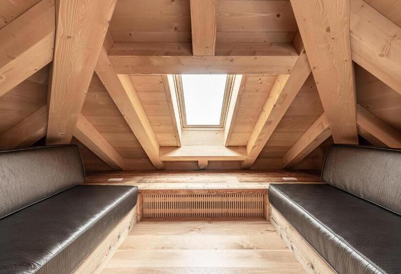 ペントハウスルーム, Alla Stazion Locanda Nelle Dolomiti