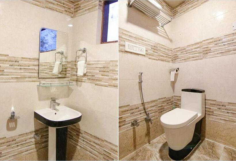 غرفة عائلية, City Plaza