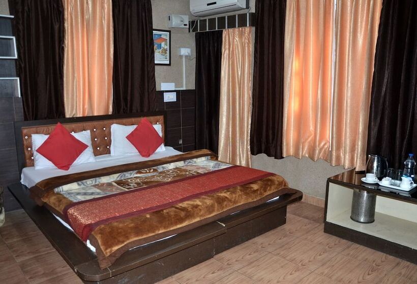 غرفة عائلية, City Plaza