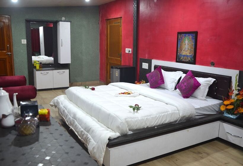 غرفة عائلية, City Plaza