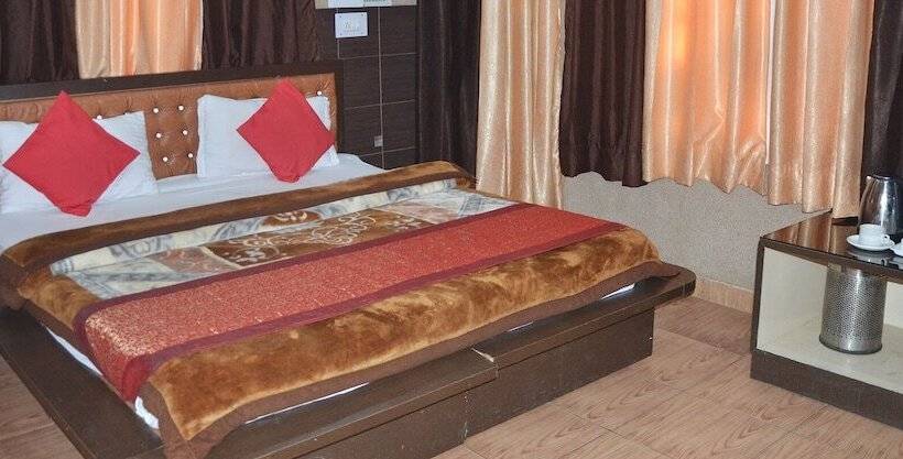 غرفة عائلية, City Plaza