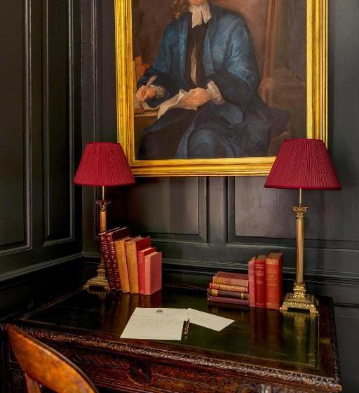 Deluxe Room, Hazlitt S